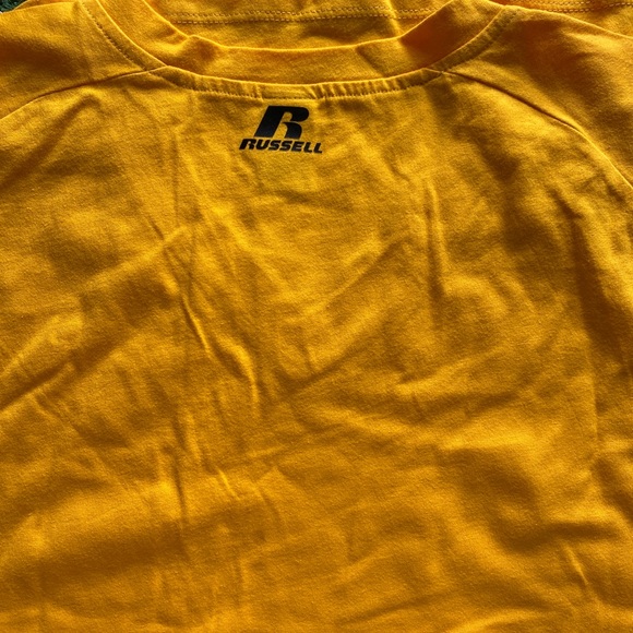 Russell CLEAR OUT Womens Sleeveless V-Neck Sports Top Gold NWT size Large - Picture 3 of 4